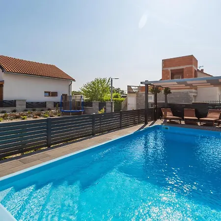 Amazing In With House A Panoramic View * Peroj