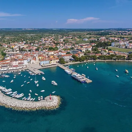 Beautiful In With Wifi Holiday home Peroj