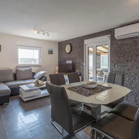 Amazing In With House A Panoramic View Peroj